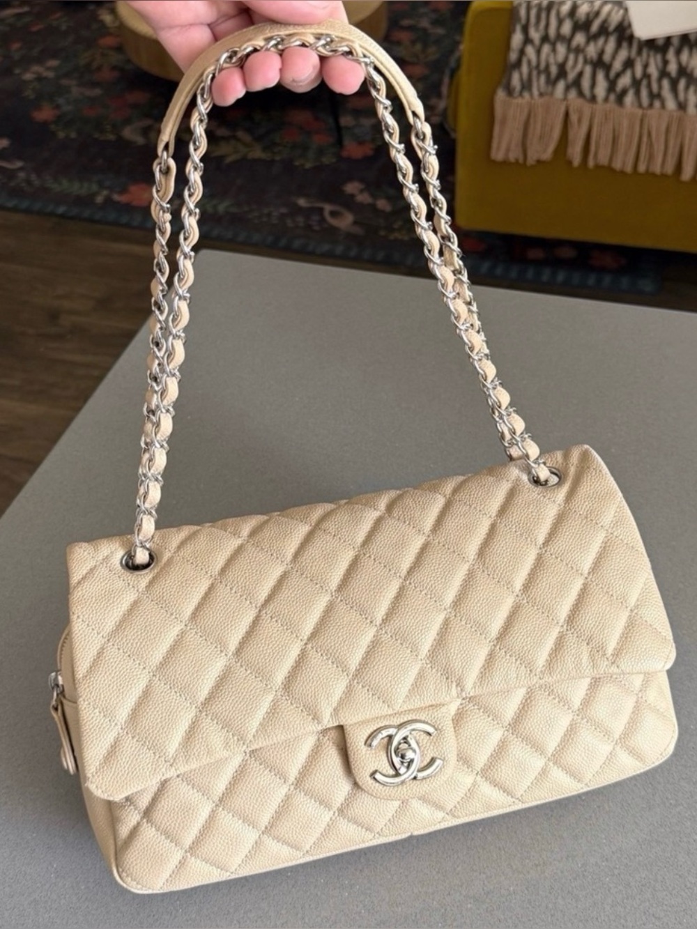 CHANEL Caviar Classic Flap Bag with Silver Chain 100% authentic - Picture 2 of 9